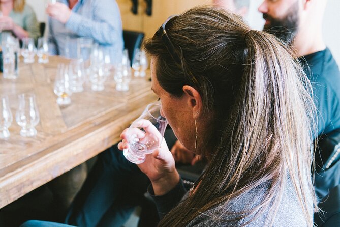 6 Hour's - Queenstown's Helicopter Gin Tour - FAQ