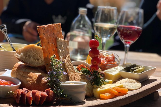 Bike & Wine Tour: Arrowtown to Valley of the Vines - Standard bike or e-bike?