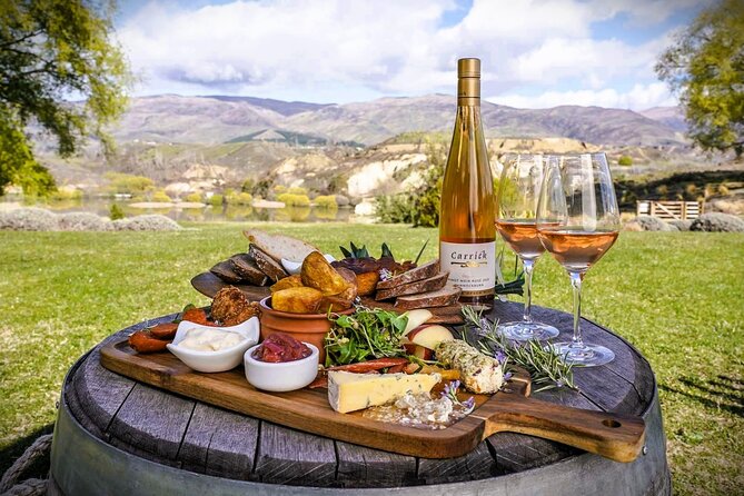 Central Otago Wine Tour Small Group, Expert Guide & Scenic Views - The value of a group capped at eight