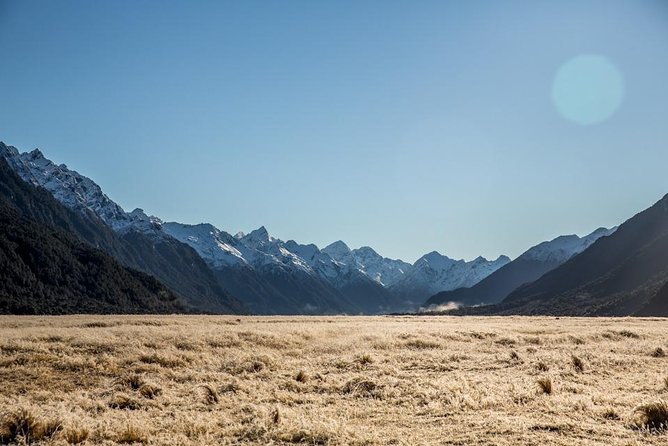 Cruise Milford Small Group Day Tour from Queenstown - Along Lake Wakatipu and the Devil’s Staircase