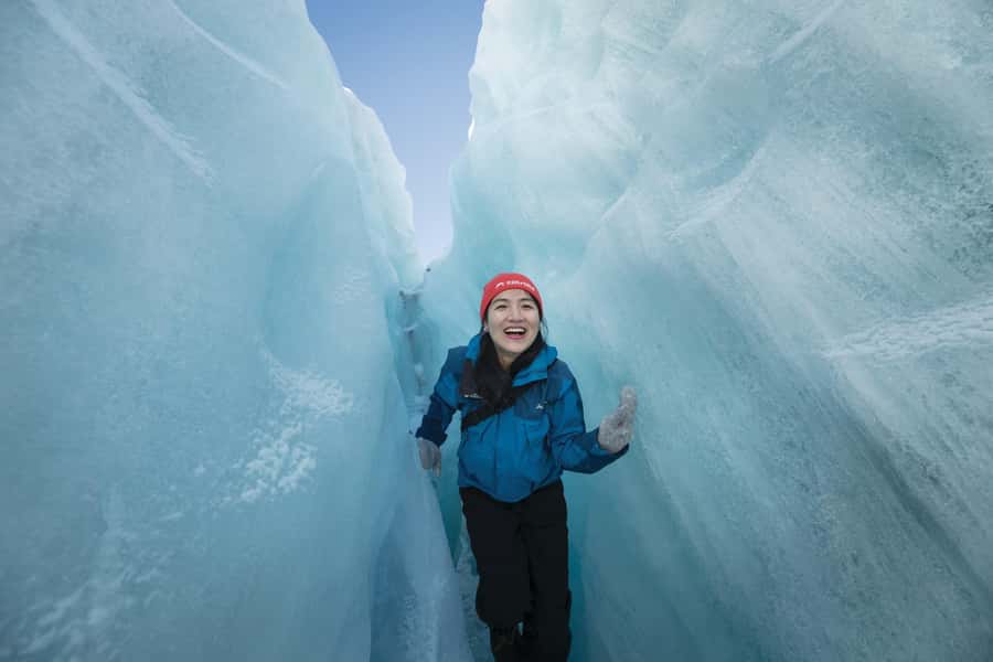 From Queenstown: Franz Josef Glacier Hike & Scenic Flight - The helicopter flight to the upper icefall