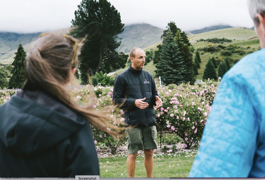From Queenstown: Guided Gin Tour with Tastings - Why this Queenstown gin tour works