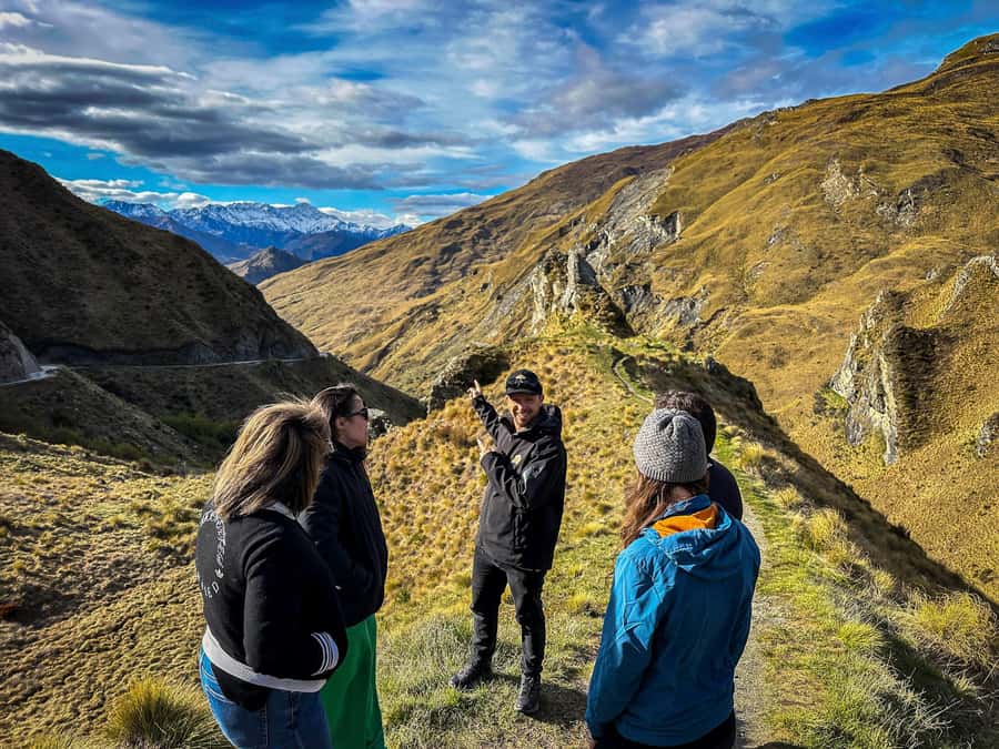 From Queenstown: Lord of the Ring Full-Day Private Tour - The Gibbston Valley and Kawarau River connections