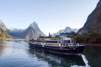 Milford Sound Cruise and Coach Day Trip