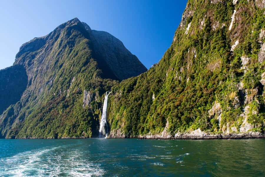 From Queenstown: Milford Sound Cruise & Scenic Coach Tour - The coach ride back to Queenstown