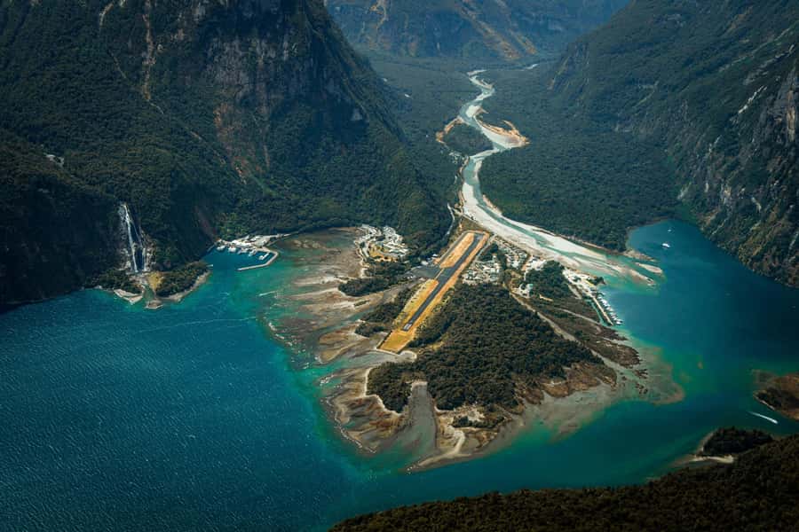 From Queenstown: Milford Sound Flight and Nature Cruise - Key points at a glance