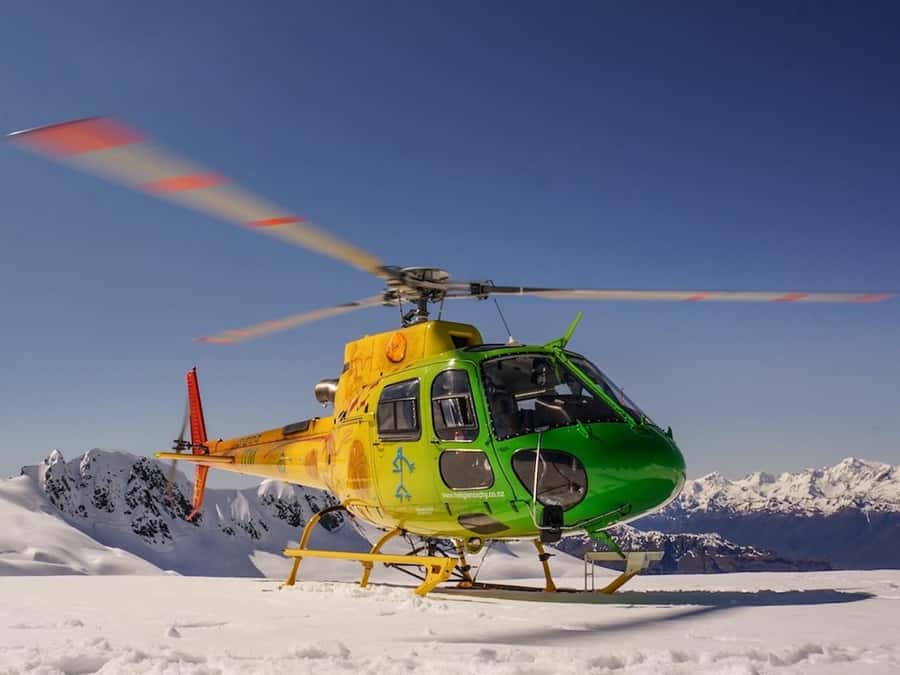 Glenorchy: 25-30 Minute Snow Landing Helicopter Experience - Taking off from 35 Mull Street