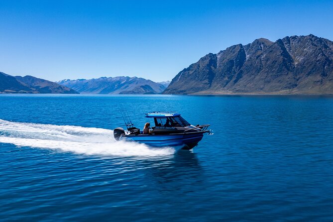 Lake Wakatipu Queenstown: 3 Hour Fishing Adventure by Boat - What the skipper adds to the experience