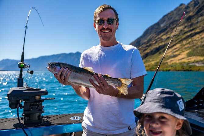 Lake Wakatipu Queenstown: 6 hour Fishing Adventure by Boat - Leaving Frankton Marina With The Right Gear