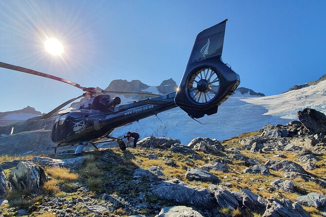 Milford and Fiordland Highlights Tour by Helicopter from Queenstown - Leaving Frankton for the Southern Alps