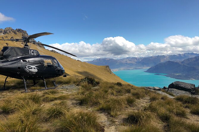 Milford and Fiordland Highlights Tour by Helicopter from Queenstown - Crossing the snow-capped Southern Alps
