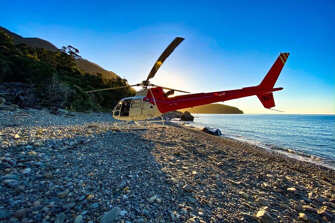 Milford Extended Helicopter Tour from Queenstown - The 30-minute Milford Sound landing