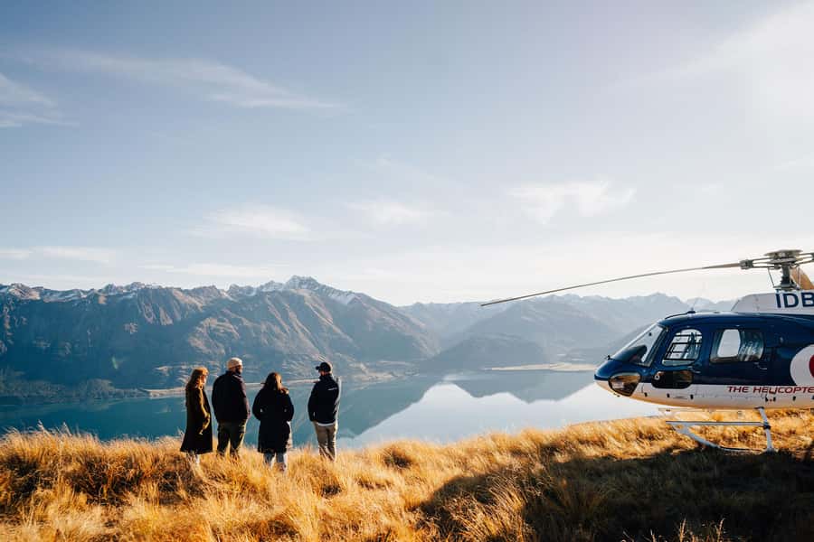 Milford Sound: 1.5-Hour Helicopter Tour with Two Landings - Seeing Fiordland from above