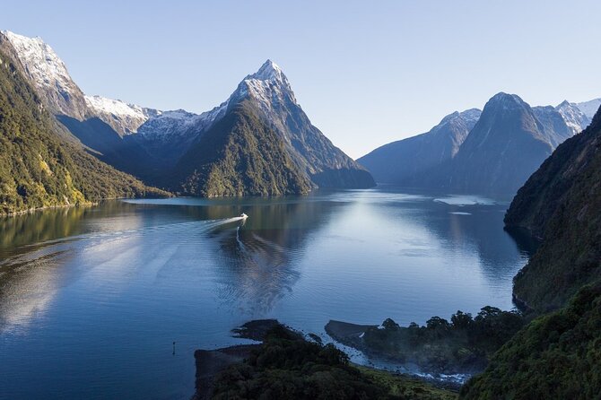 Milford Sound Business Class from Queenstown Cruise Lunch - Milford Road, from glacier-carved valleys to mirror lakes