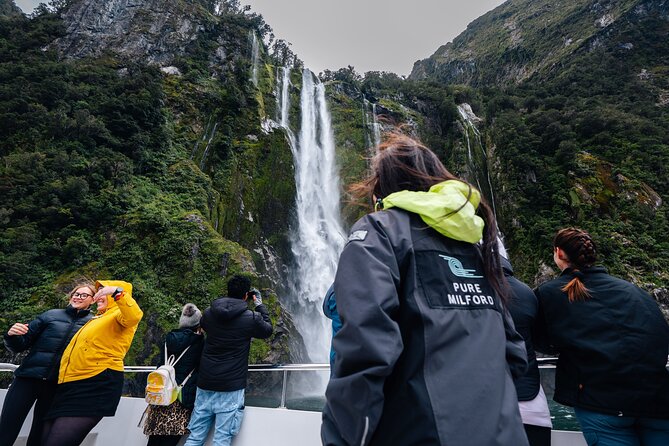 Milford Sound Coach and Cruise tour from Queenstown - Milford Sound by catamaran, from cliffs to the Tasman Sea