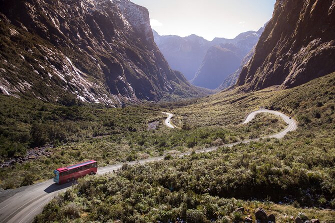Milford Sound Coach & Extended Cruise from Queenstown - Leaving Queenstown at 6:30 am