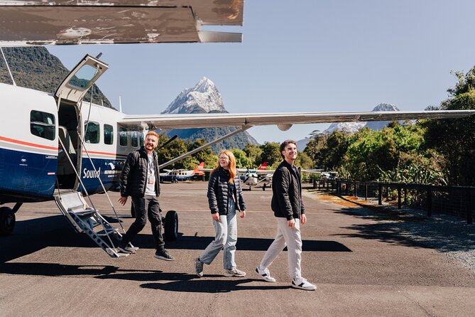 Milford Sound Cruise with Round-Trip Flights from Queenstown - Flying from Queenstown instead of taking the long road