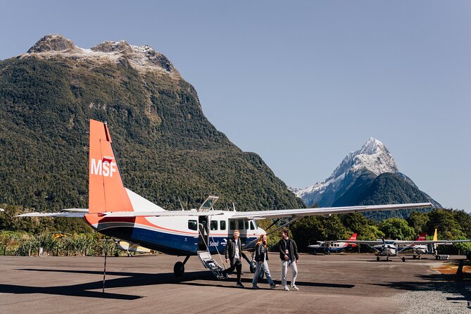 Milford Sound Cruise with Round-Trip Flights from Queenstown - Cruising from Mitre Peak to the Tasman Sea