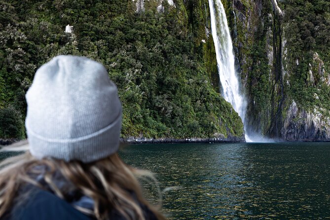 Milford Sound Flight and Cruise ex Queenstown (incl Lunch) - The flight home takes a new route