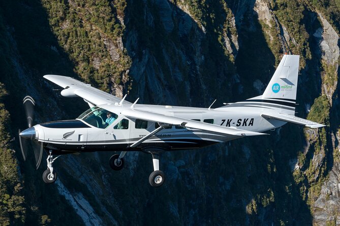 Milford Sound Flight and Cruise ex Queenstown (incl Lunch) - Is $518.74 good value?
