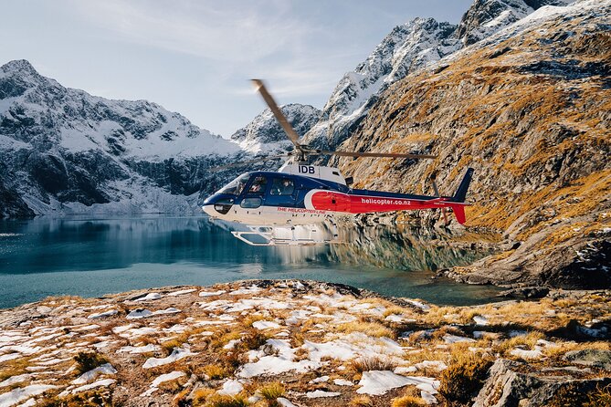 Milford Sound Heli Tour from Queenstown with 2 Alpine Landings - What the pilot adds to the flight