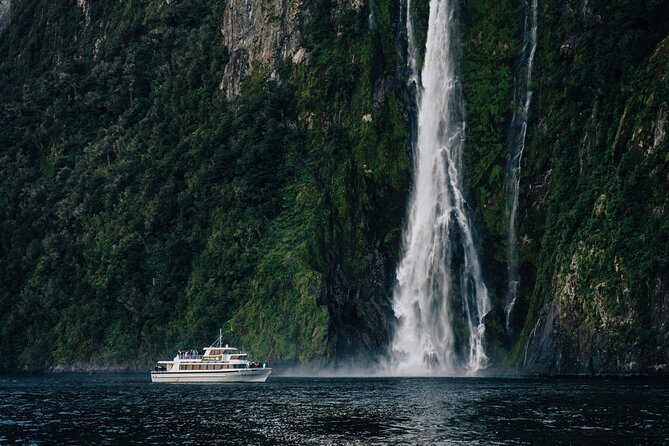 Milford Sound Helicopter and Cruise Tour from Queenstown - The alpine landing in Fiordland National Park