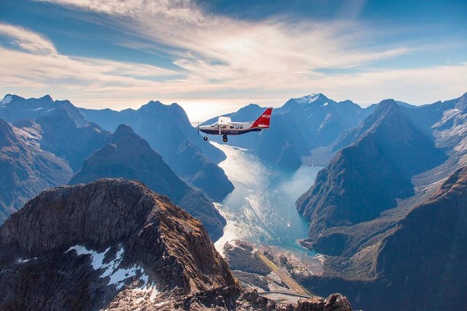 Premium Milford Sound Tour Including Cruise, Flight & Lunch - Two hours on Milford Sound with Cruise Milford