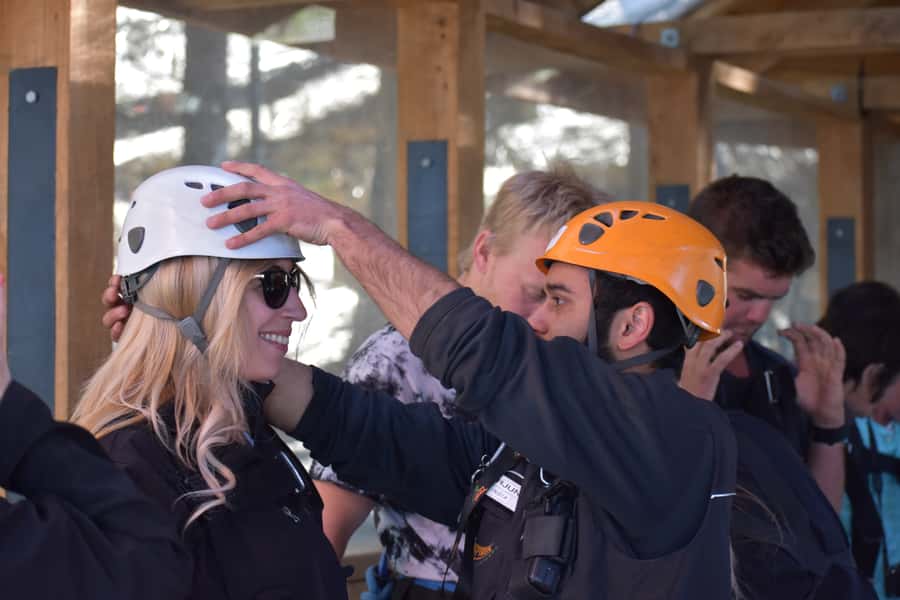Queenstown: 1-Hour Zipline Tour with 2-Lines & 21-Meter Drop - Reaching the Ziptrek Treehouse at Bob’s Peak