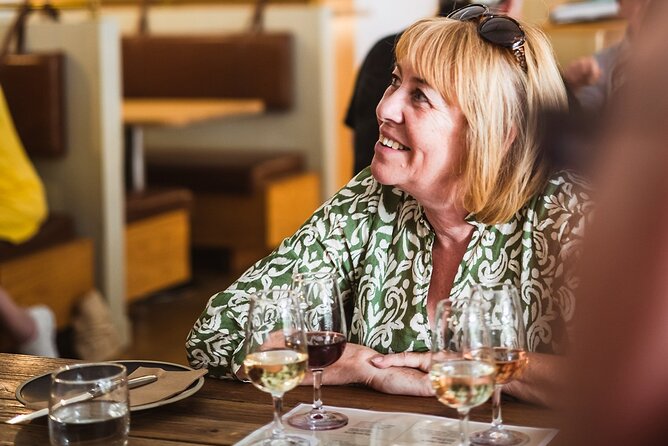Queenstown: Afternoon Wine & Beer Tour with Platters - Timing, meeting point, and practical details