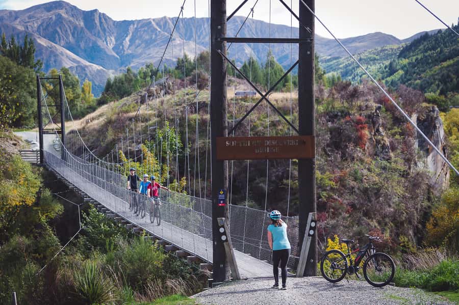 Queenstown: Arrowtown To Queenstown Biking Adventure - Following the Arrow River toward Morven Ferry