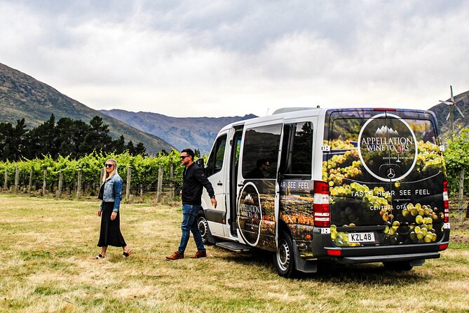 Queenstown Classic Wine Tour: 3 Winery Visits, Cave Tour & Cheese - Mt Rosa finishes with wine, cheese, and a relaxed setting