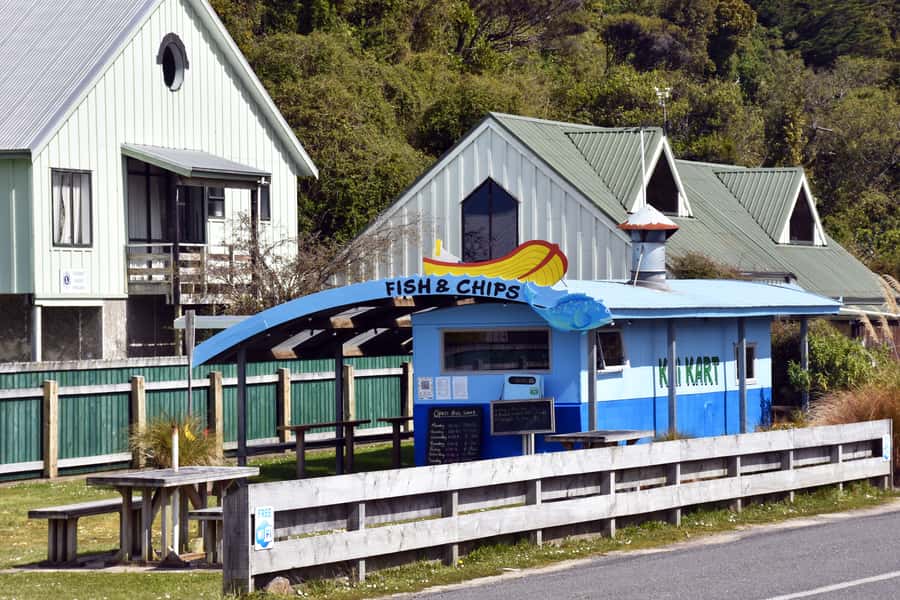 Queenstown: Day Trip to Stewart Island via Scenic Flight - Who should book this Stewart Island day trip?
