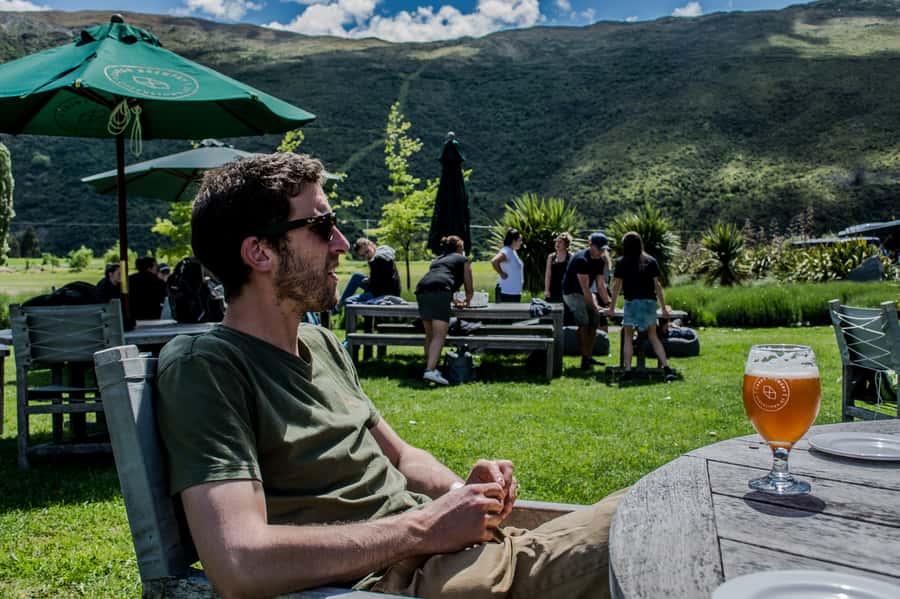 Queenstown & Gibbston Valley: Hop-On Hop-Off Wine Tours - How the Queenstown wine bus works