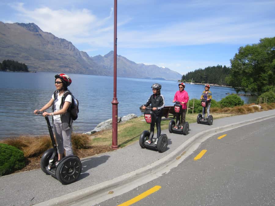 Queenstown: Guided Segway Tour - From One Mile Powerhouse to the lakefront