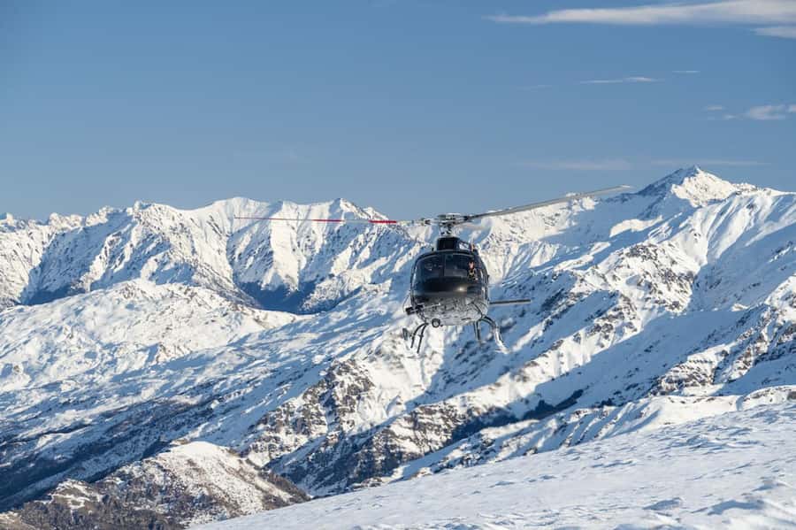 Queenstown Helicopter Flight with Snow Landing | 30 mins - Key points at a glance