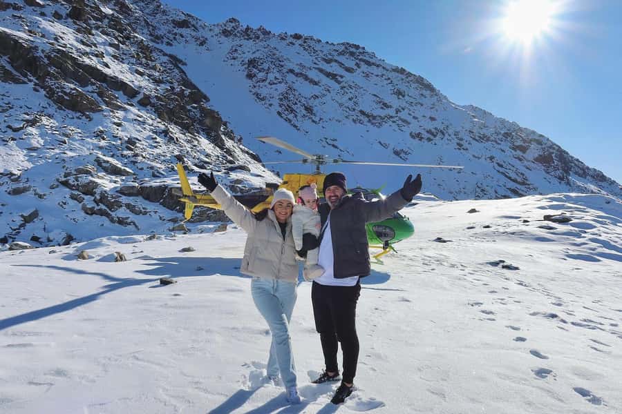 Queenstown Helicopter Flight with Snow Landing | 30 mins - Taking off from Grant Road