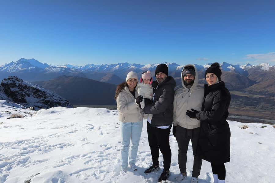 Queenstown Helicopter Flight with Snow Landing | 30 mins - Queenstown and the Whakatipu Basin from the air
