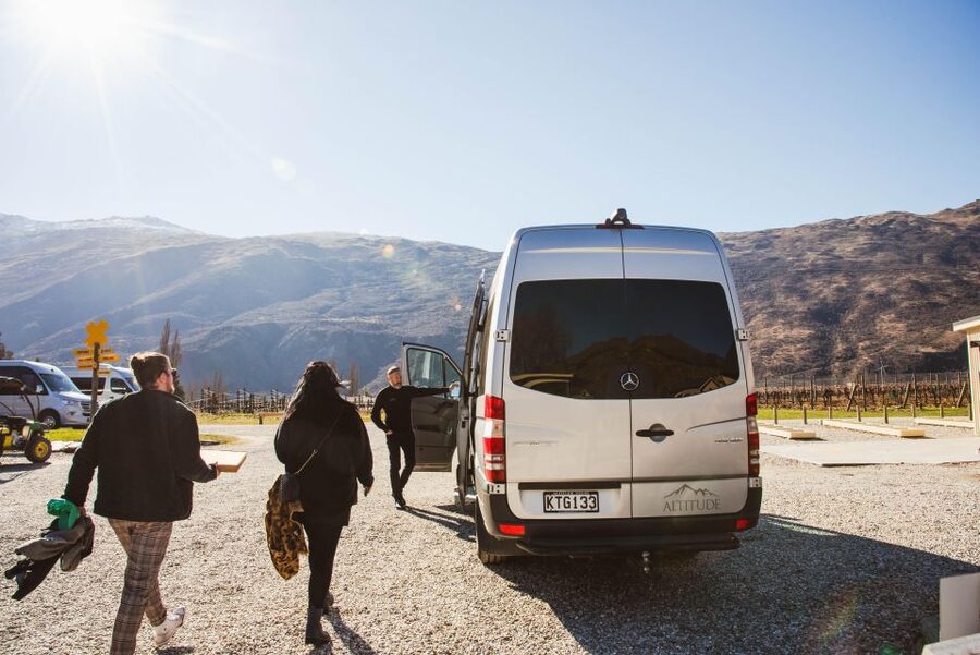 Queenstown: Helicopter & Wine Tasting Tour - Mt Rosa Wines for a smaller-scale feel