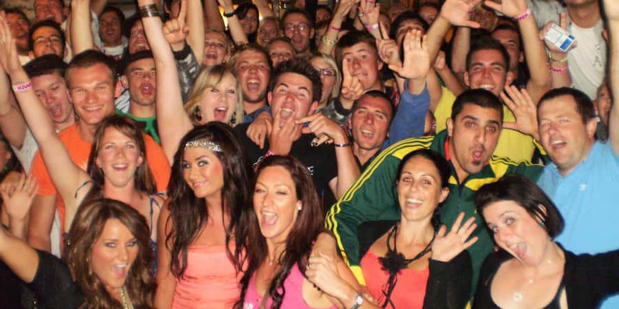 Queenstown: Ice Bar Crawl - Starting at The London Bar at 9:00 PM