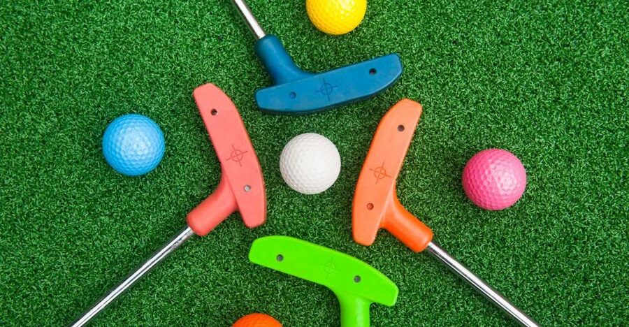 Queenstown: Indoor Putt 'n' Glow Mini Golf - Booking flexibility and group planning