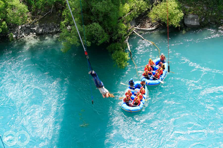 Queenstown: Kawarau River Rafting and Jet Boat Ride - Dog Leg, the 400-meter finale
