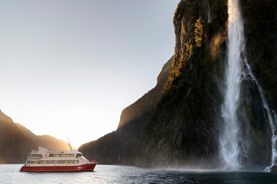 Queenstown: Milford Sound Cruise & Helicopter Alpine Tour - Weather, seasons, and what to pack