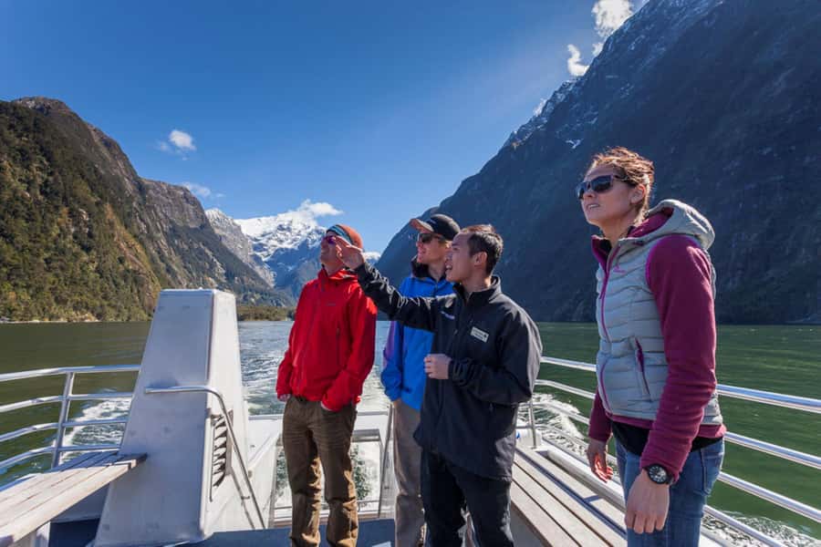 Queenstown: Milford Sound Cruise with Helicopter Transfer - Why seeing Milford Sound from the air matters
