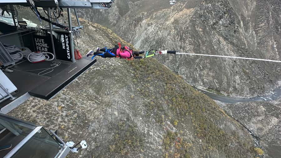 Queenstown: Nevis Catapult - World's Biggest! - The safety briefing before the launch