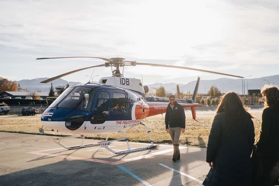 Queenstown: Pilot's Choice Helicopter Tour & Alpine Landing - Why the alpine landing makes this short flight worthwhile