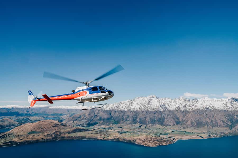 Queenstown: Pilot's Choice Helicopter Tour & Alpine Landing - Seven minutes back to the helicopter base
