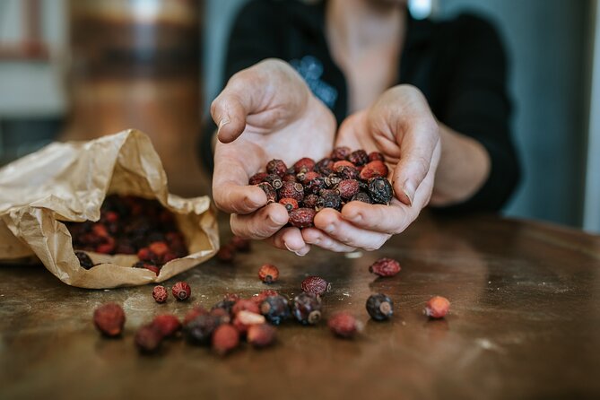 Queenstown's Gin & Spirits Tasting Tour - What the small group and vehicle mean for you