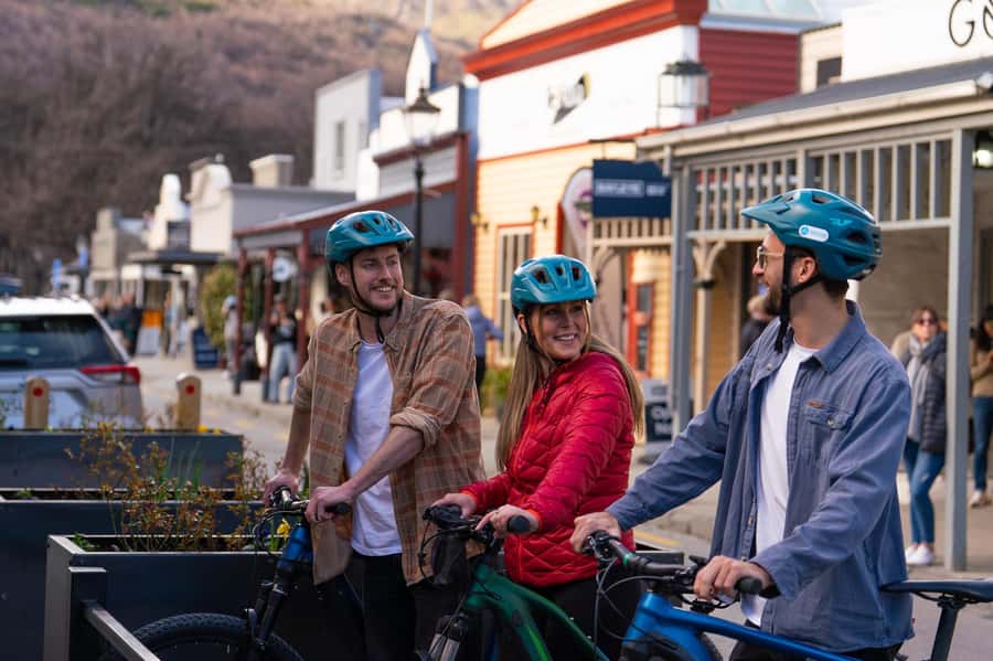 Queenstown: Self-Guided Bike Ride on the Arrow Bridges Trail - Six bridges and the Kawarau gorge