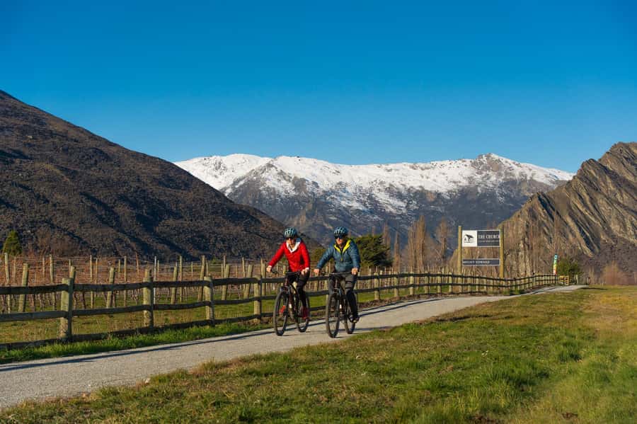 Queenstown: Self-Guided Gibbston Valley Wineries Bike Tour - Kawarau Bridge brings a burst of action