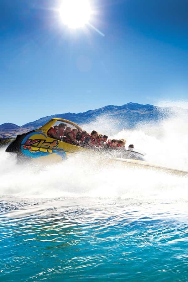 Queenstown: Shotover River and Kawarau River Jet Boat Ride - The Shotover River and the big spins